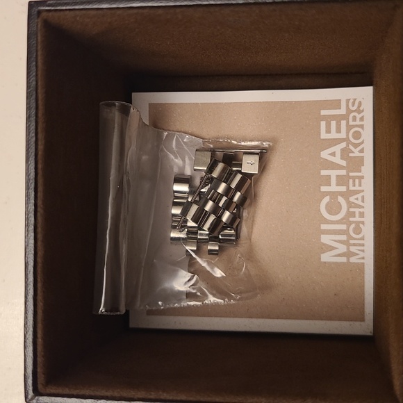 Michael Kors Silver Watch - Picture 3 of 3